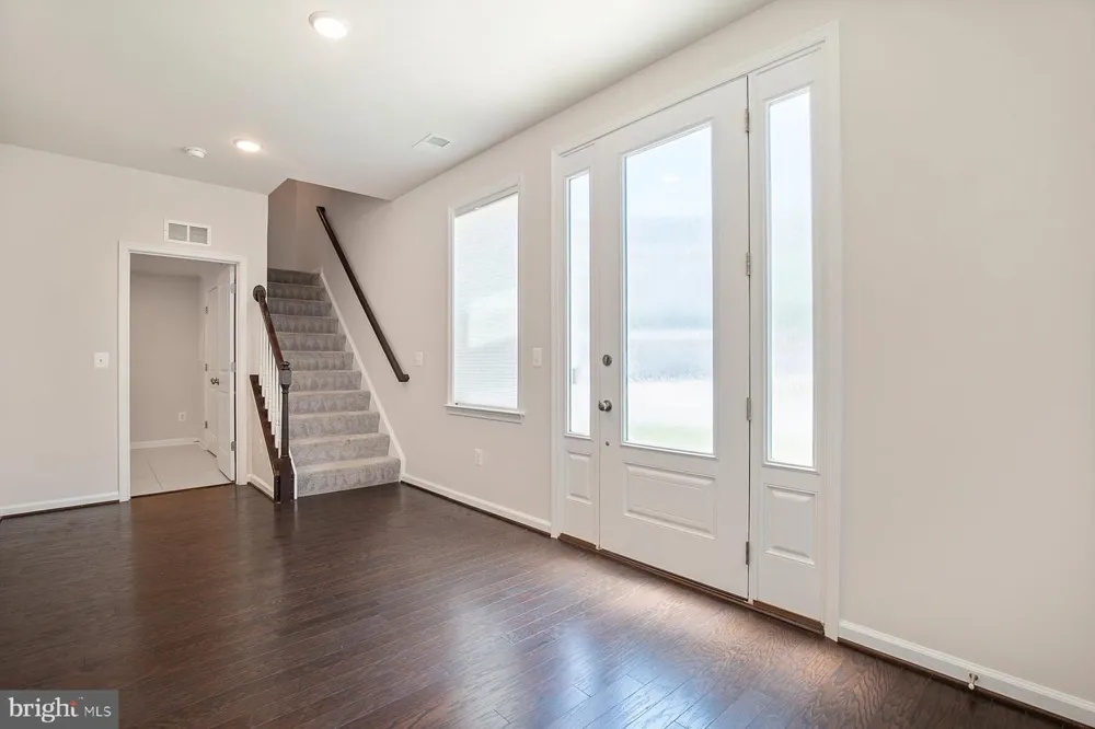 24498 AMHERST FOREST TERRACE Aldie, VA 20105