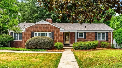618 W Cornwallis Drive