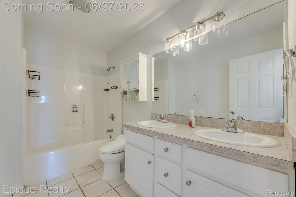 7520 Sunset Boulevard Worth Township, MI 48450