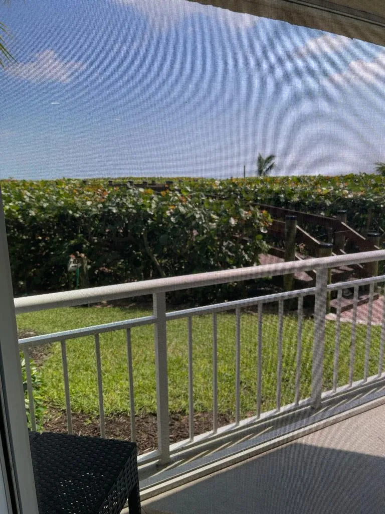 3870 Hwy A1a #102 Hutchinson Island, FL 34949