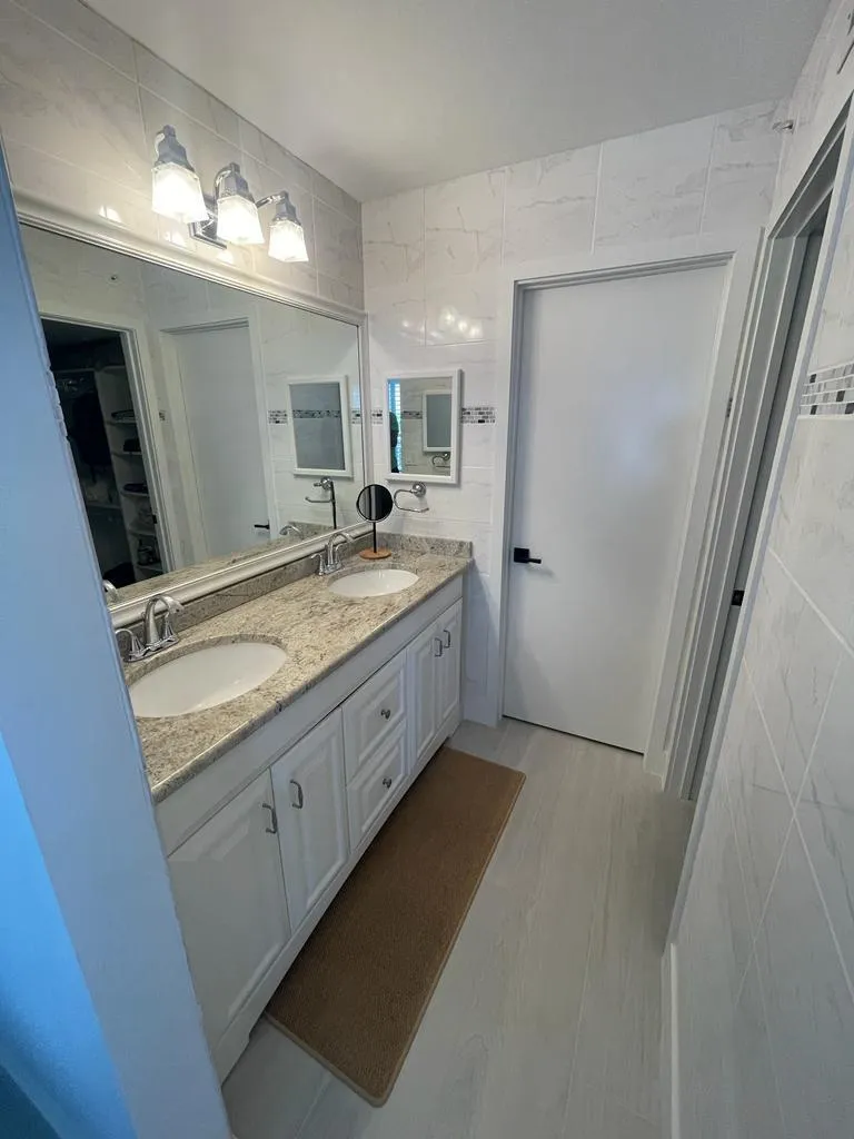 3870 Hwy A1a #102 Hutchinson Island, FL 34949