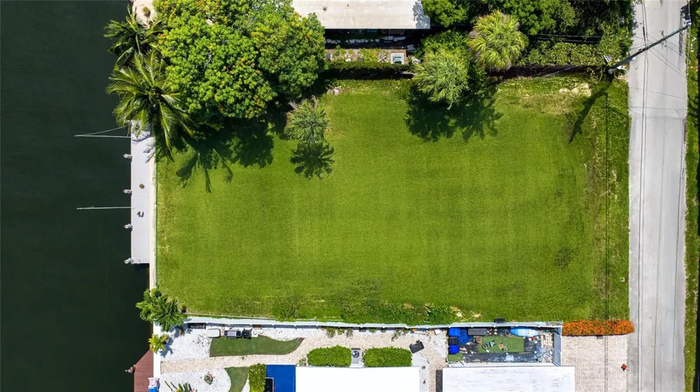 7 Sunset Lane Lauderdale By The Sea, FL 33062