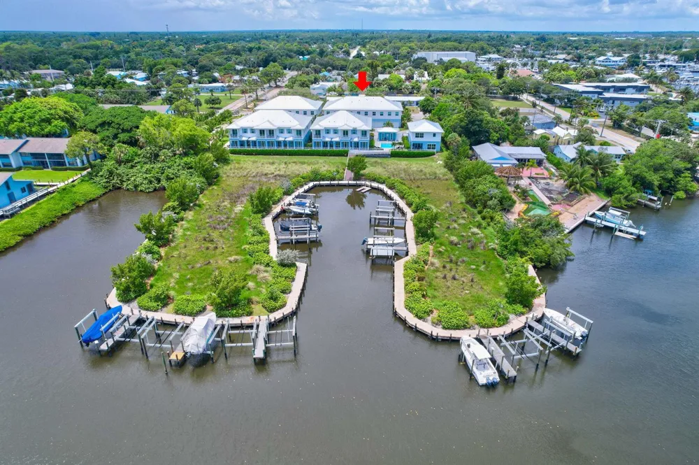 4662 SE Manatee Way Stuart, FL 34997
