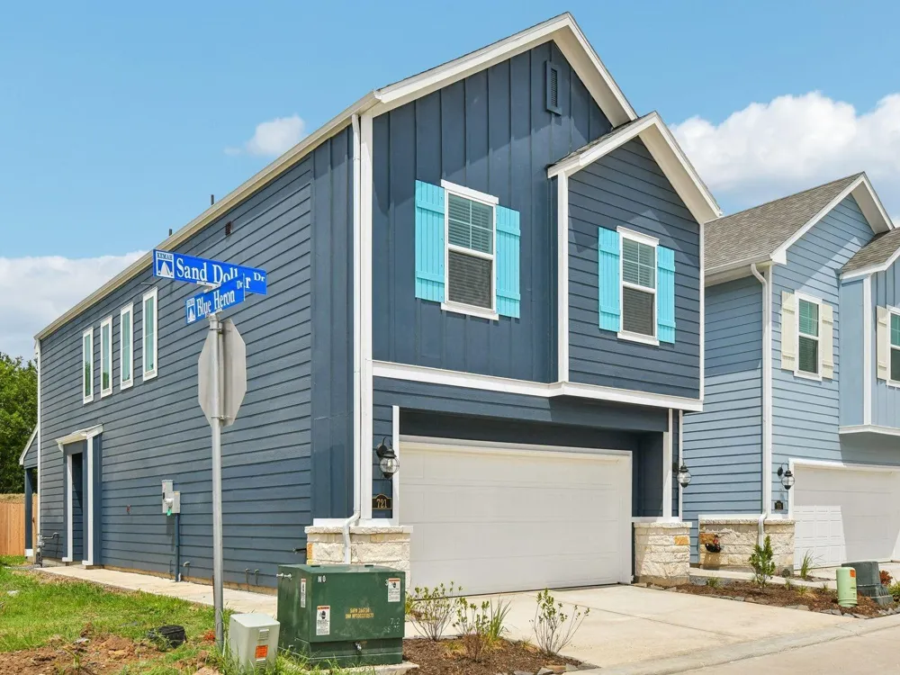 721 Sand Dollar Drive Kemah, TX 77565