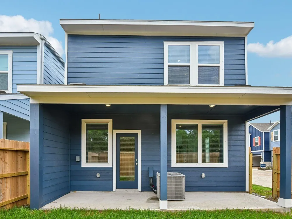 721 Sand Dollar Drive Kemah, TX 77565