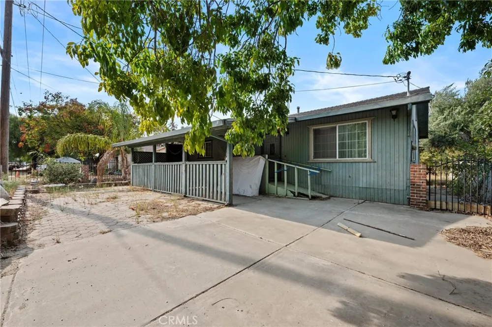 2180 San Juan Hollister, CA 95023