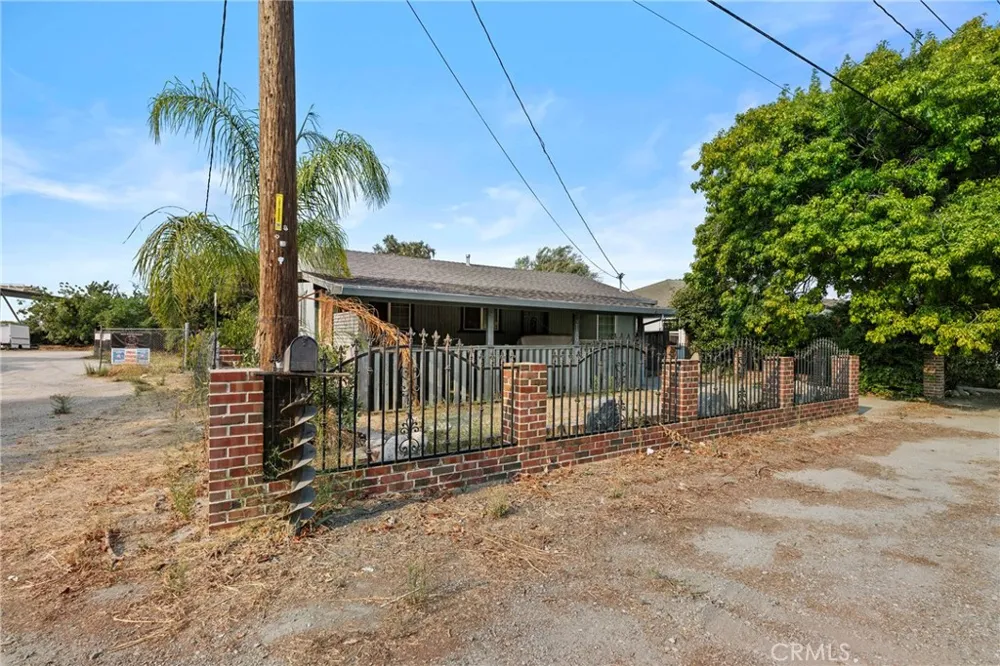 2180 San Juan Hollister, CA 95023