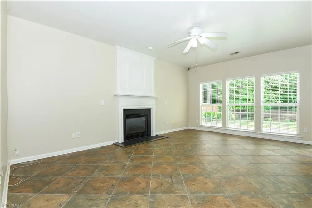 3414 Nottaway Drive Jamestown, NC 27282