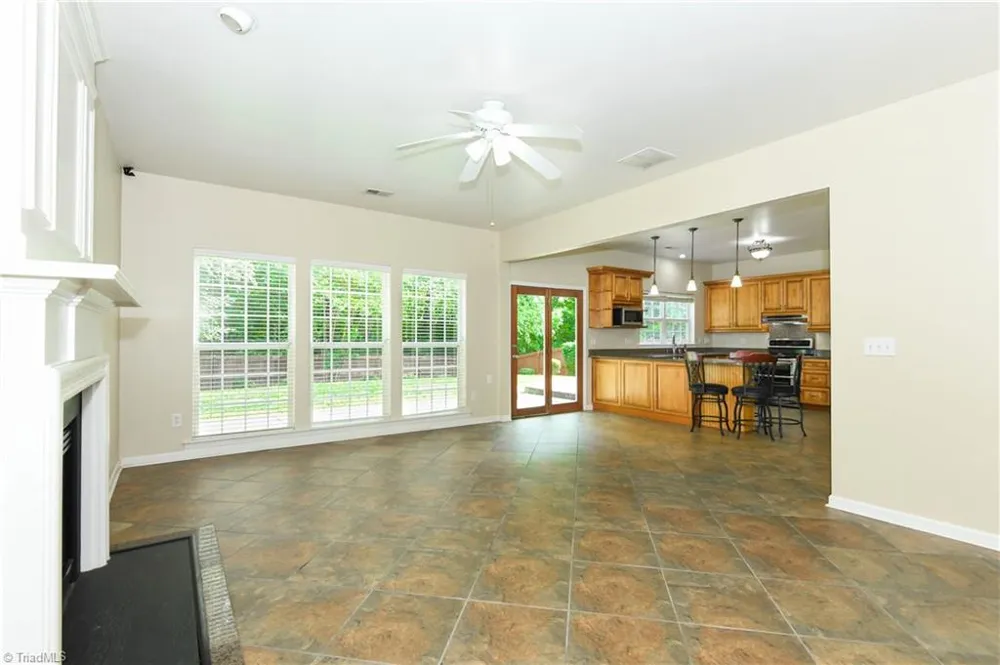 3414 Nottaway Drive Jamestown, NC 27282