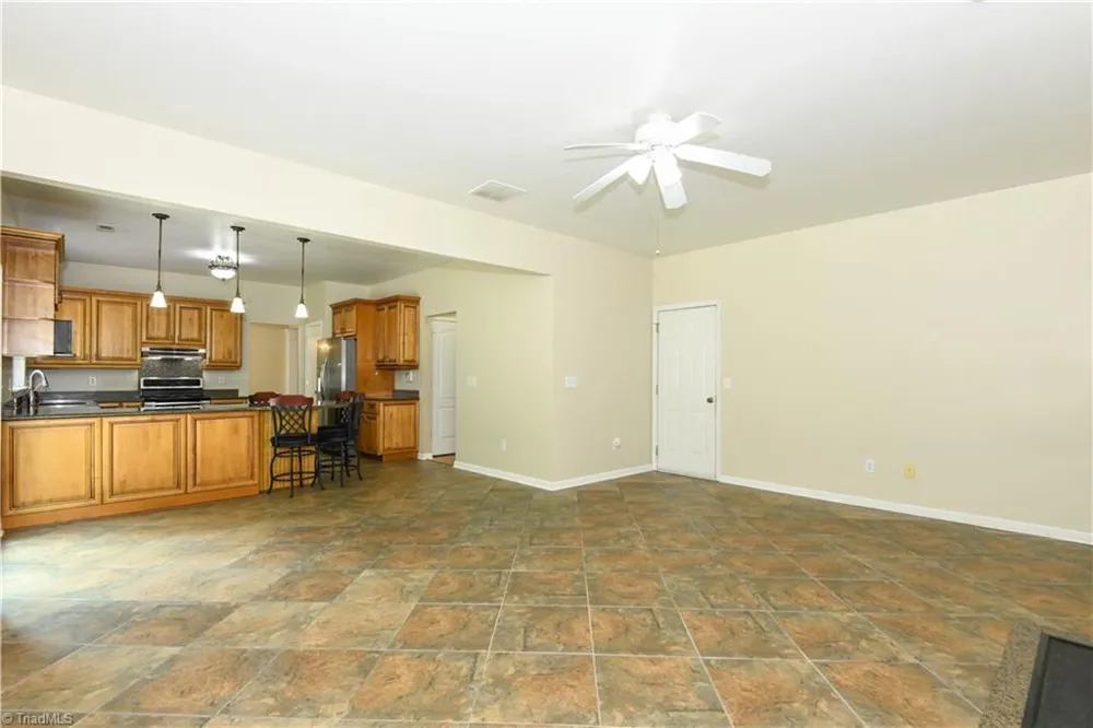 3414 Nottaway Drive Jamestown, NC 27282
