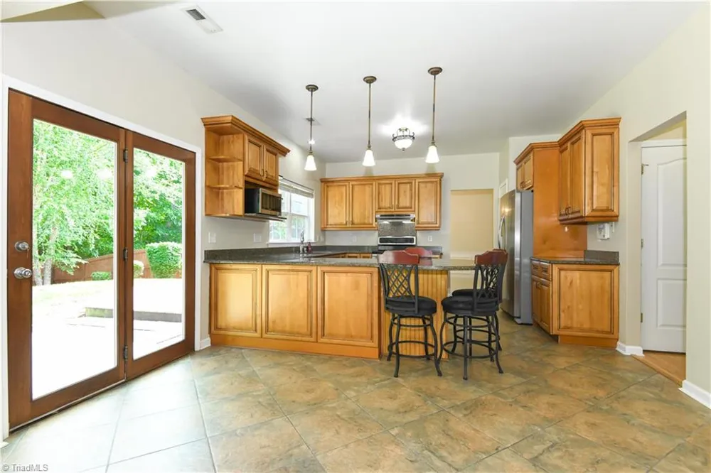 3414 Nottaway Drive Jamestown, NC 27282