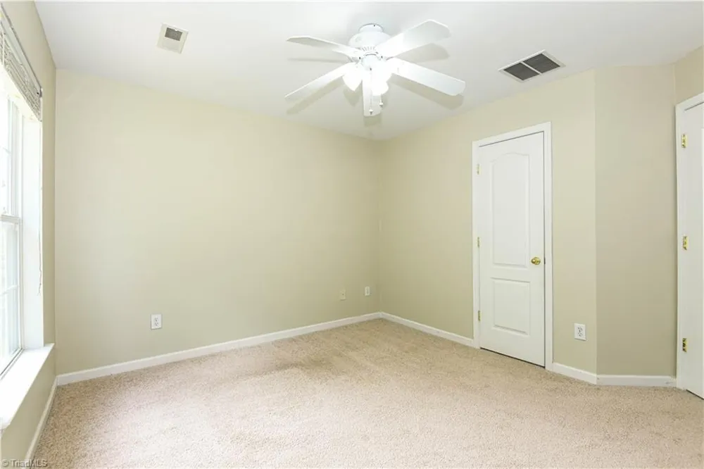 3414 Nottaway Drive Jamestown, NC 27282