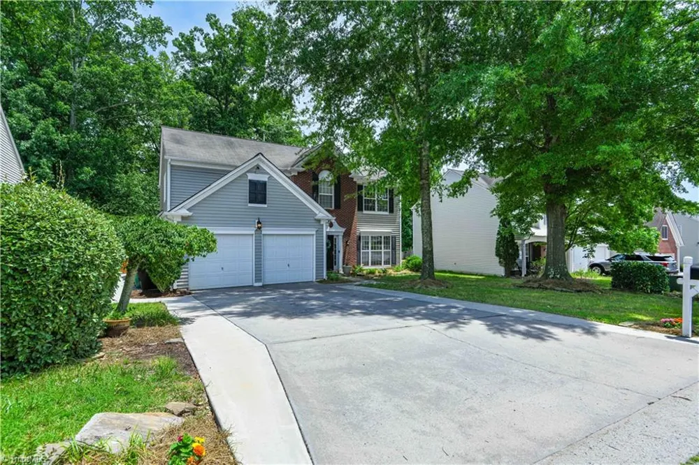 3414 Nottaway Drive Jamestown, NC 27282