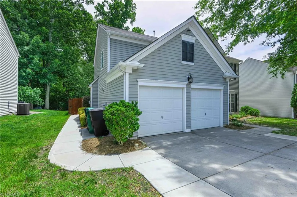 3414 Nottaway Drive Jamestown, NC 27282