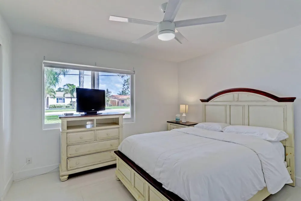 7115 Venetian Way West Palm Beach, FL 33406