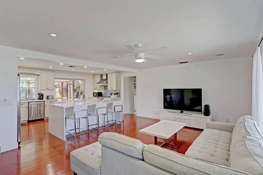 7115 Venetian Way West Palm Beach, FL 33406