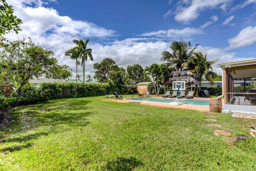 7115 Venetian Way West Palm Beach, FL 33406