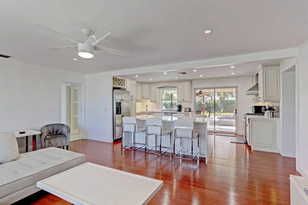 7115 Venetian Way West Palm Beach, FL 33406