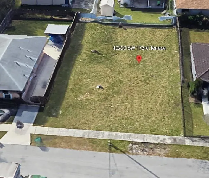 10220 SW 173rd Terrace Miami, FL 33157
