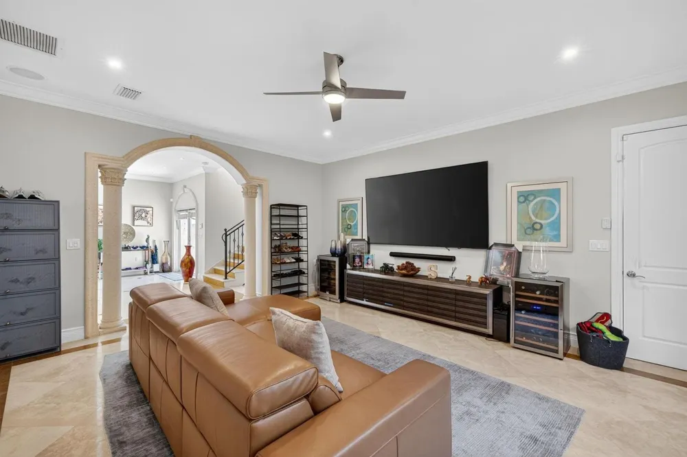 3325 NE 14th Court Fort Lauderdale, FL 33304