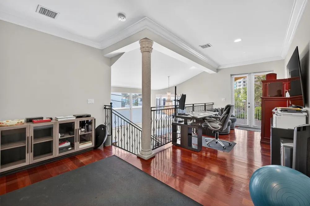 3325 NE 14th Court Fort Lauderdale, FL 33304