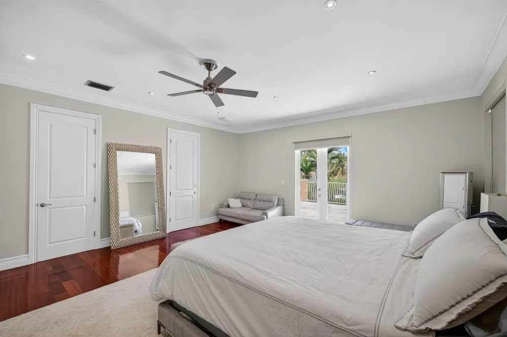 3325 NE 14th Court Fort Lauderdale, FL 33304