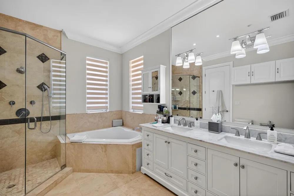3325 NE 14th Court Fort Lauderdale, FL 33304