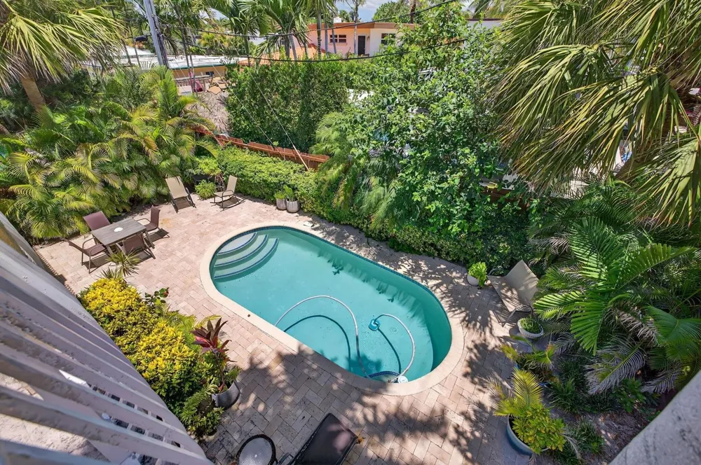 3325 NE 14th Court Fort Lauderdale, FL 33304