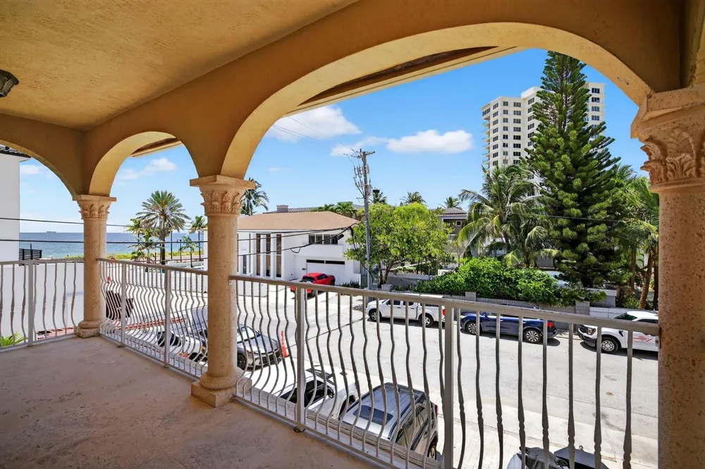 3325 NE 14th Court Fort Lauderdale, FL 33304