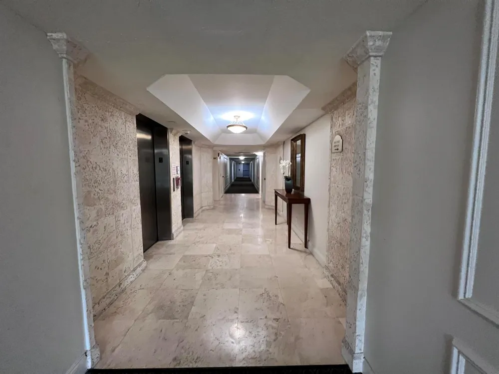 3610 S Ocean Boulevard #102 South Palm Beach, FL 33480