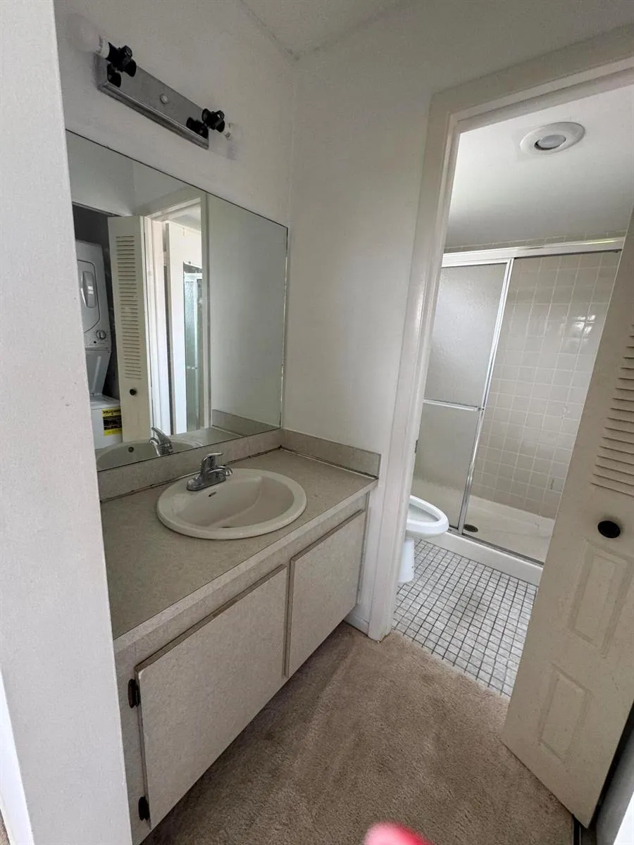 10304 Sunrise Lakes Blvd #312 Sunrise, FL 33322