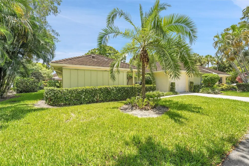 11457 Shady Oaks Lane North Palm Beach, FL 33408