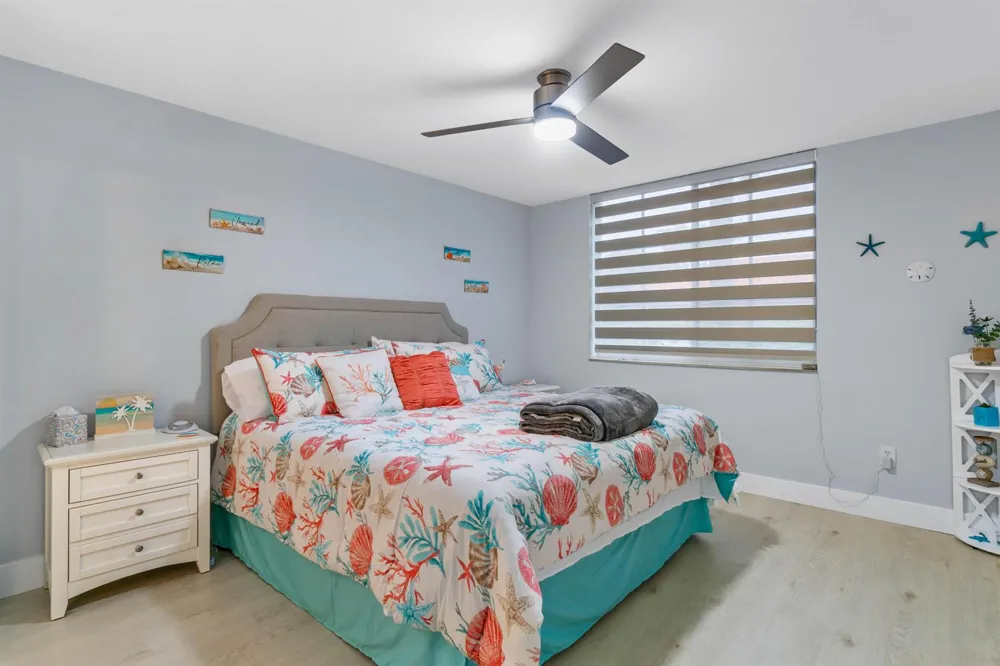 140 Yacht Club 107 Way #107 Hypoluxo, FL 33462