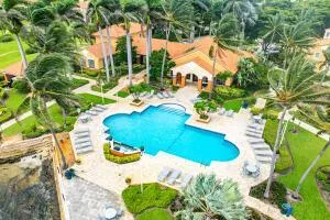 140 Yacht Club 107 Way #107 Hypoluxo, FL 33462