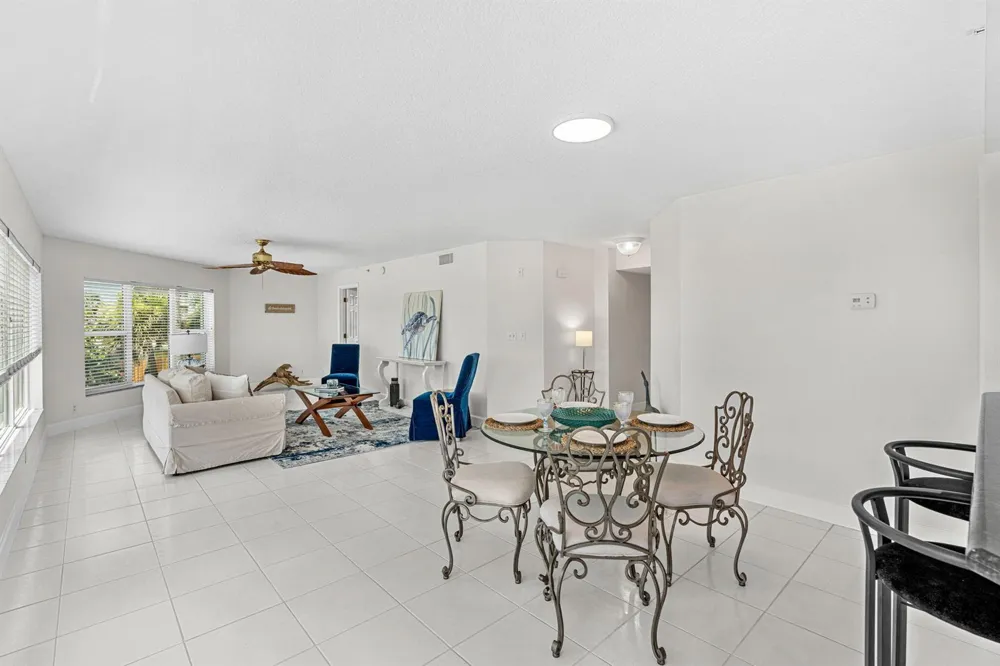 1155 S Atlantic Avenue #203 Cocoa Beach, FL 32931