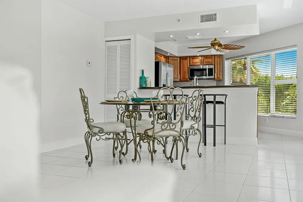1155 S Atlantic Avenue #203 Cocoa Beach, FL 32931
