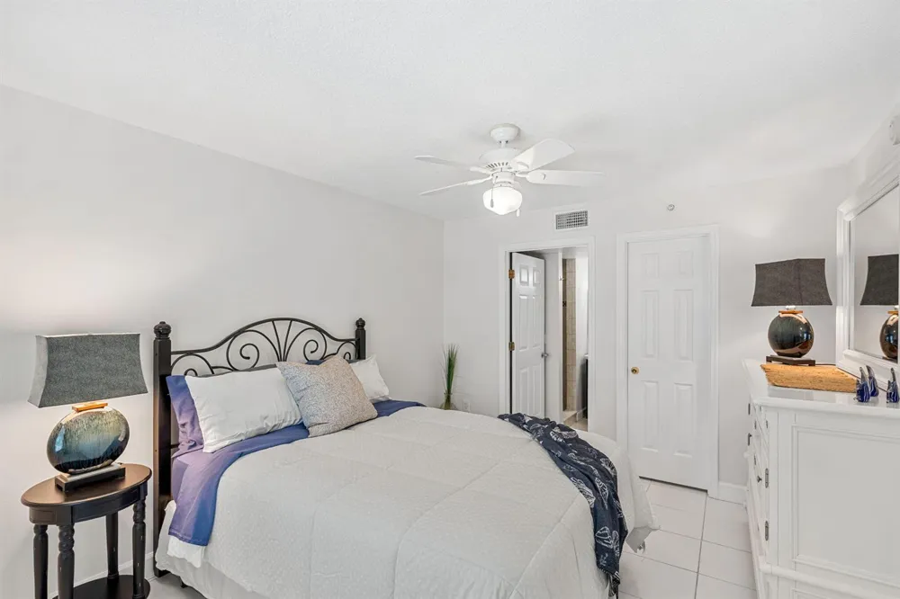 1155 S Atlantic Avenue #203 Cocoa Beach, FL 32931