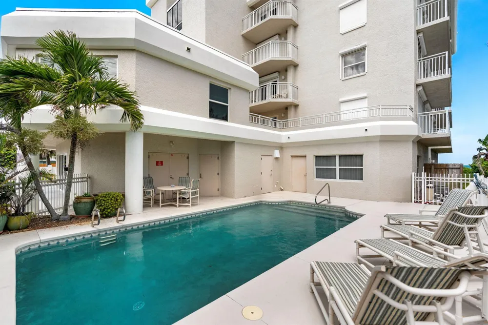 1155 S Atlantic Avenue #203 Cocoa Beach, FL 32931