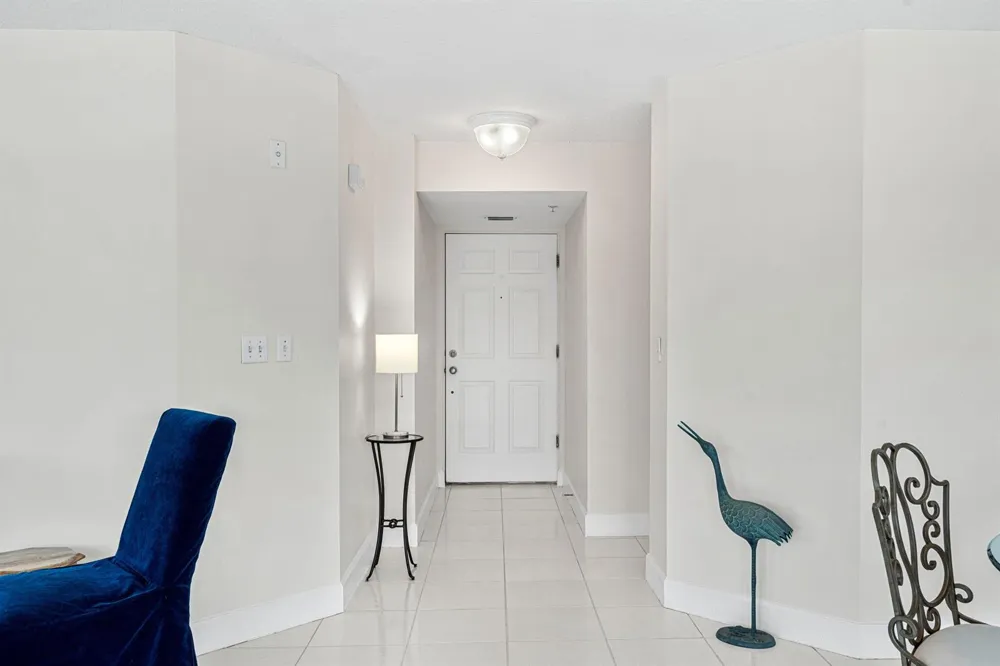 1155 S Atlantic Avenue #203 Cocoa Beach, FL 32931