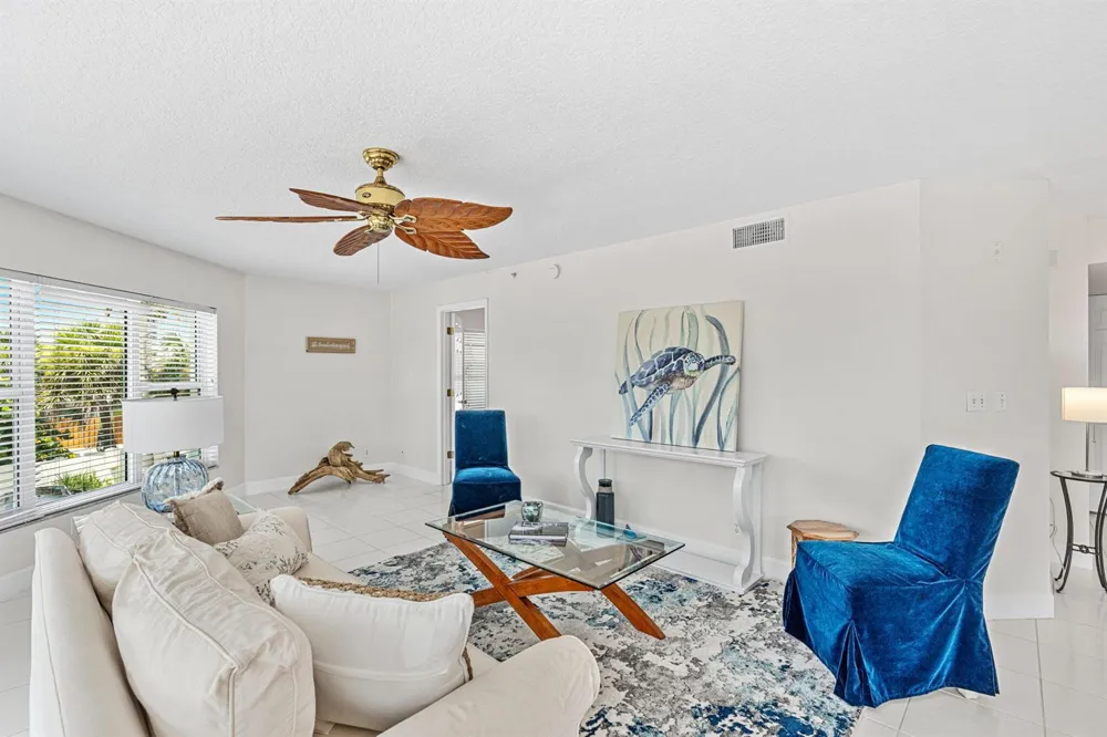 1155 S Atlantic Avenue #203 Cocoa Beach, FL 32931