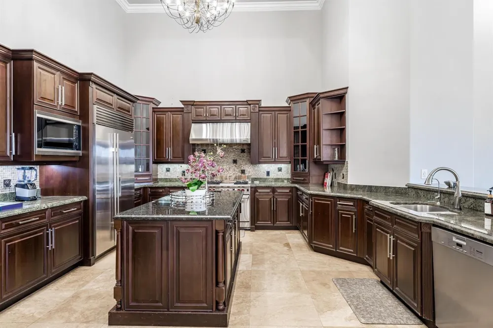 3111 Lake Ridge Lane Weston, FL 33332