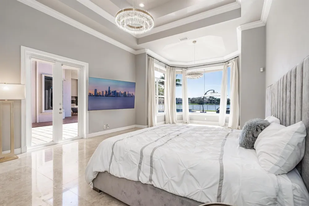 3111 Lake Ridge Lane Weston, FL 33332