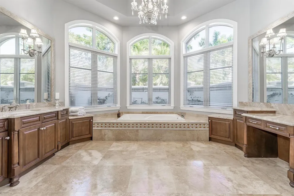 3111 Lake Ridge Lane Weston, FL 33332