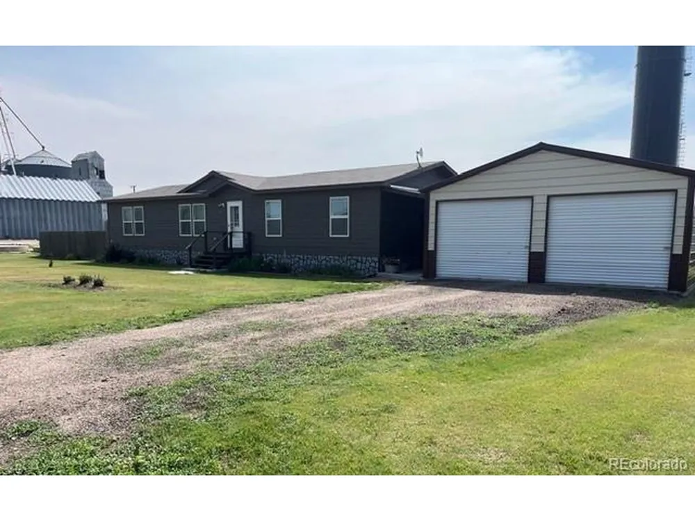 S B STREET Bethune, CO 80805