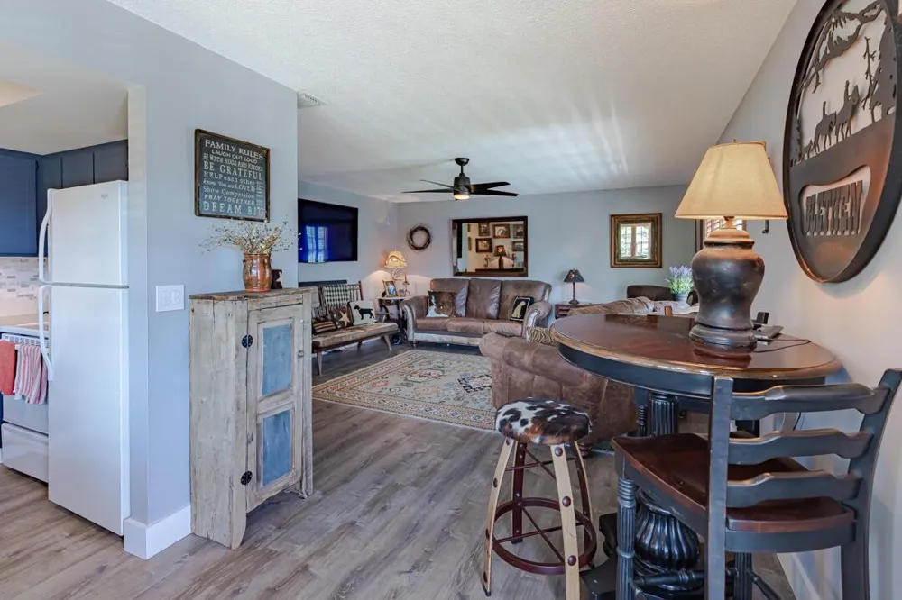 2929 SE Ocean Boulevard #117-10 Stuart, FL 34996