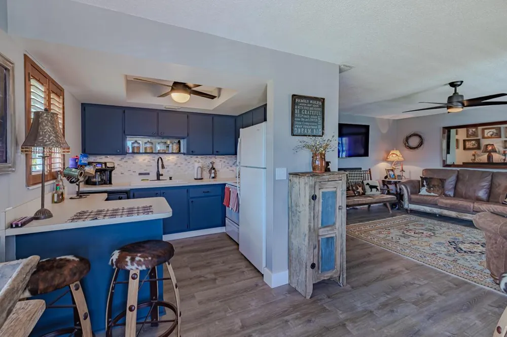 2929 SE Ocean Boulevard #117-10 Stuart, FL 34996