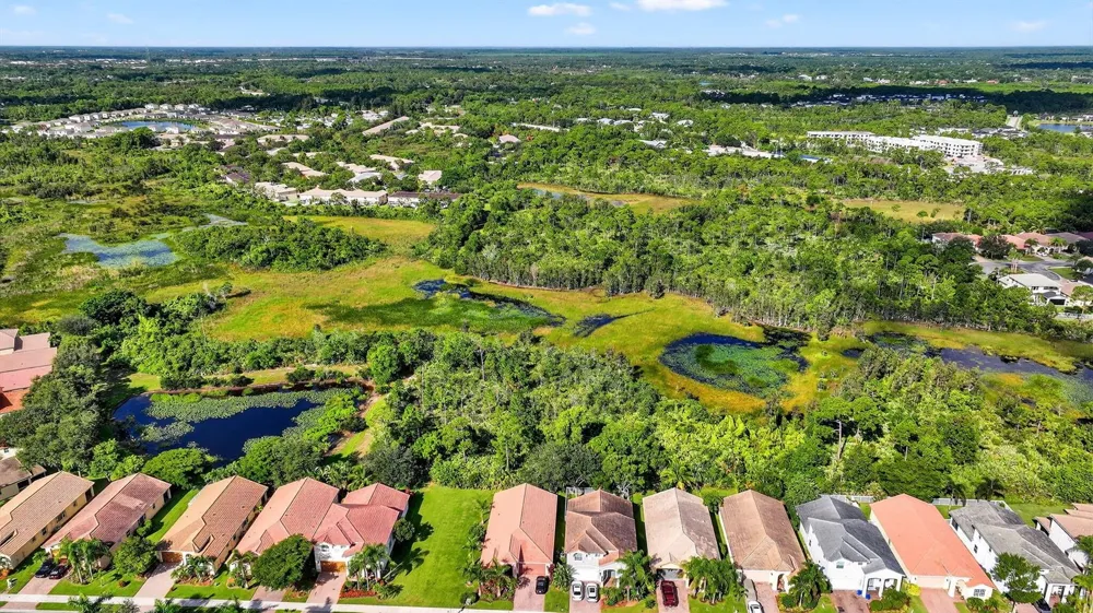 SE Askew Avenue Stuart, FL 34997