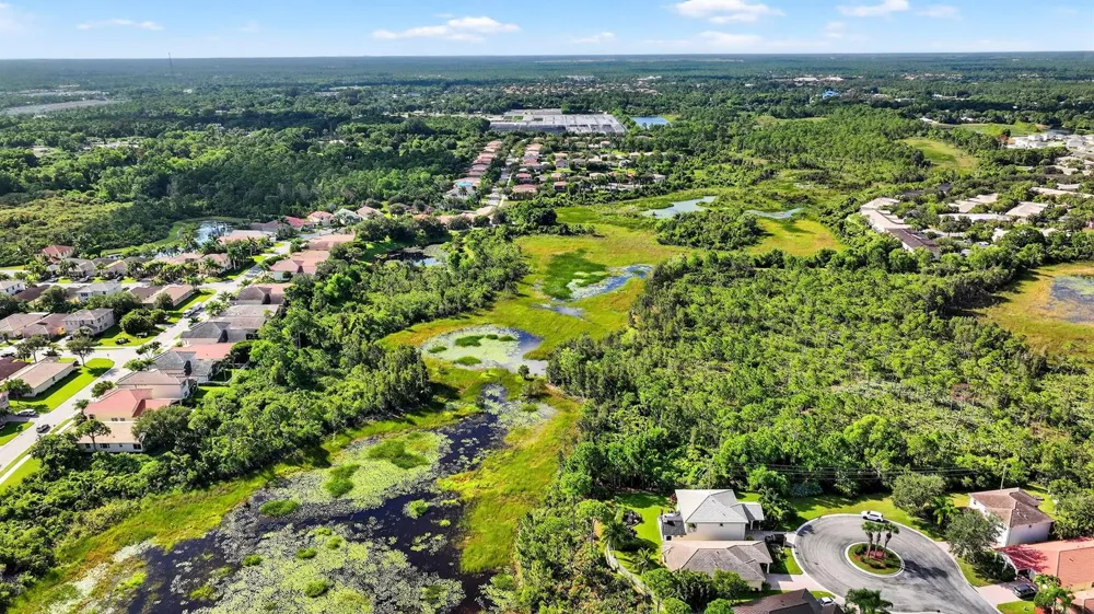 SE Askew Avenue Stuart, FL 34997