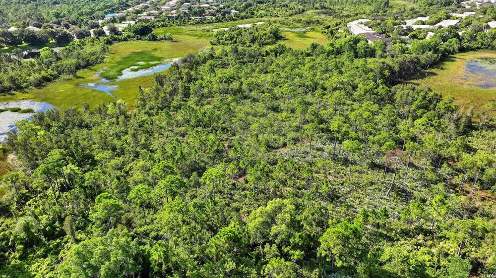 SE Askew Avenue Stuart, FL 34997