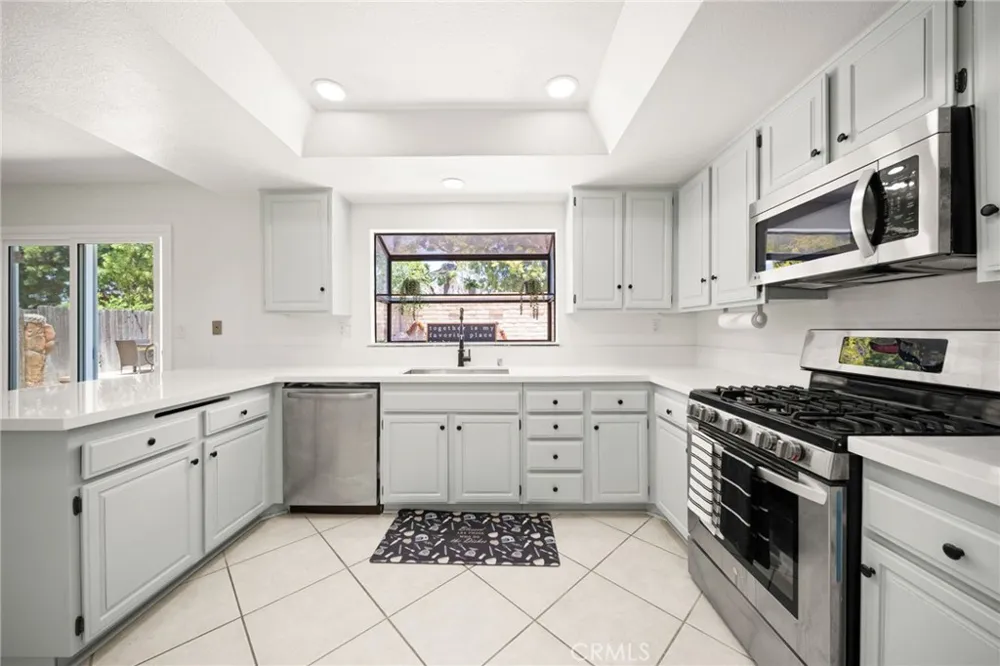731 Langer Placentia, CA 92870